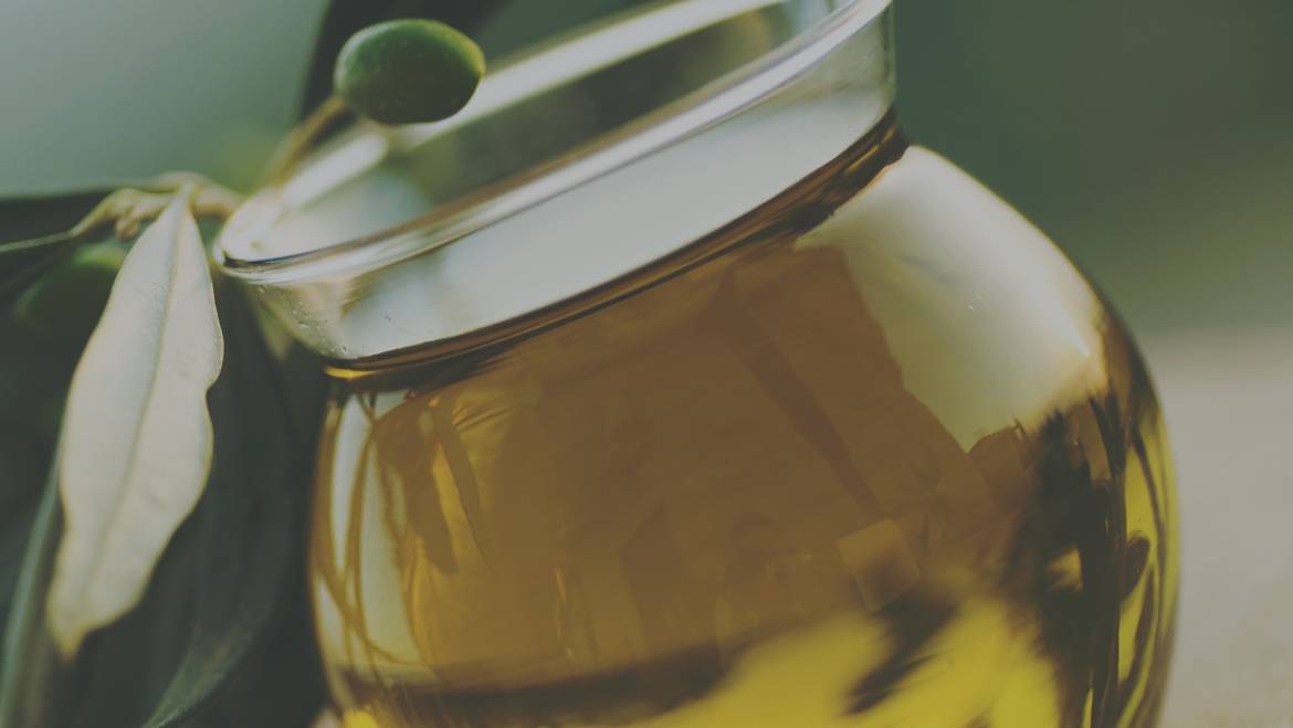 Olive Oil is the saviour For Skin